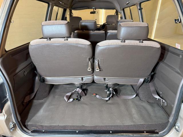 ライトエースワゴン ＧＸＬ　１オーナー　５万キロ　初年度昭和６３年１２月登録車　対面８人乗り　エアコン　足周り錆無し（58枚目）