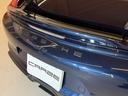 ＧＴ４　右Ｈ　禁煙車　ポルシェ保証２０２７年４月　クラブスポーツＰＫＧ　スポーツクロノＰＫＧ　スポーツエグゾースト　ＰＣ記録簿　専用カーボンバケットシート　アルカンターラルーフライナー　ダークブルーメタリック（26枚目）