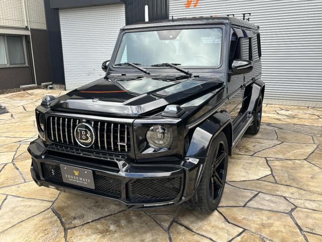 Ｇクラス Ｇ５５Ｌ　ＡＭＧ　正規ディーラー車　ＡＭＧ　現行フルキット装着　ブラバス　現行ＬＥＤヘッドライト・　２２グロスブラックＡＷ　キャンディーレッドキャリパー　Ｂｌｕｅｔｏｏｔｈ　天井アルカンタラ調ブラック張替え（18枚目）