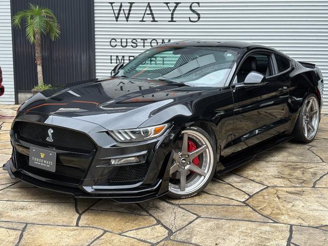 FORD MUSTANG 50 YEARS EDITION