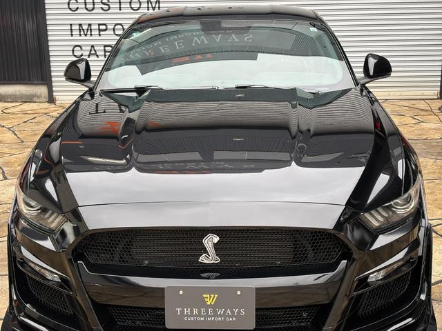 FORD MUSTANG 50 YEARS EDITION