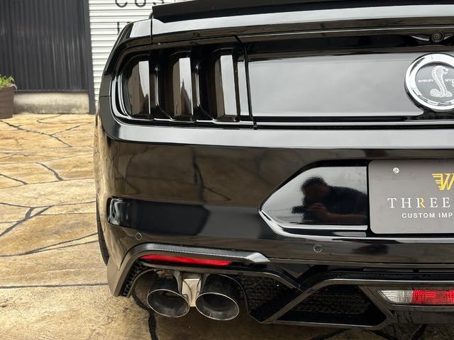 FORD MUSTANG 50 YEARS EDITION