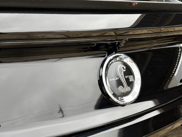 FORD MUSTANG 50 YEARS EDITION