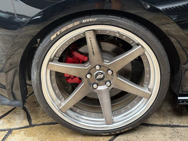 FORD MUSTANG 50 YEARS EDITION