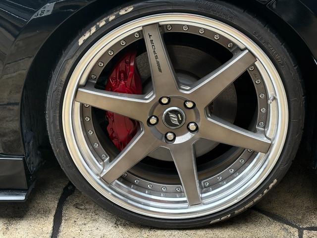 FORD MUSTANG 50 YEARS EDITION