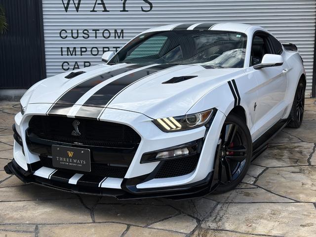 マスタング エコブーストプレミアム オートチェック有り シェルビーGT500仕様フルカスタム 可変式バルブ4本出しマフラー 本革シート スモークテール キャンディーレッドキャリパー(6枚目)