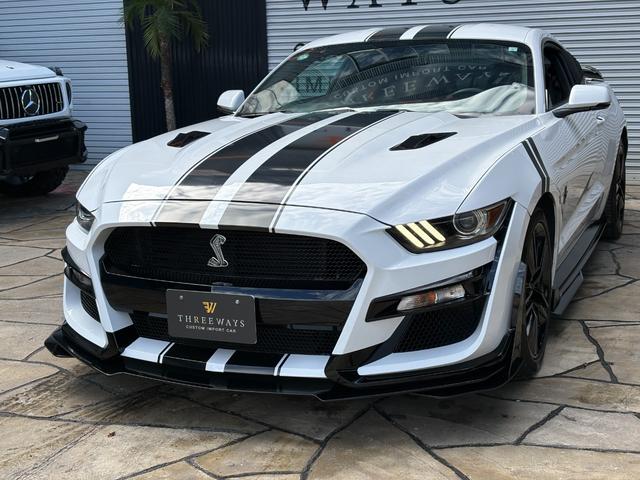 マスタング エコブーストプレミアム オートチェック有り シェルビーGT500仕様フルカスタム 可変式バルブ4本出しマフラー 本革シート スモークテール キャンディーレッドキャリパー(9枚目)