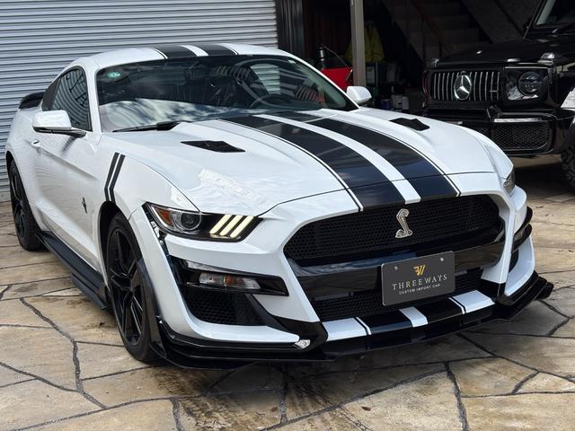 マスタング エコブーストプレミアム オートチェック有り シェルビーGT500仕様フルカスタム 可変式バルブ4本出しマフラー 本革シート スモークテール キャンディーレッドキャリパー(10枚目)