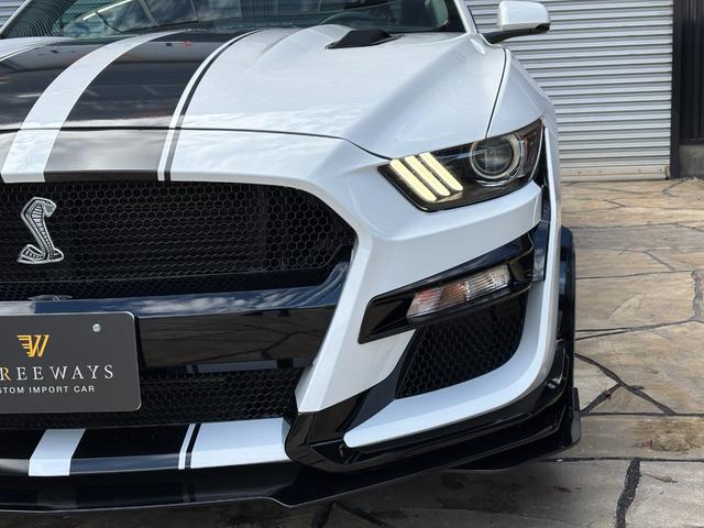 マスタング エコブーストプレミアム オートチェック有り シェルビーGT500仕様フルカスタム 可変式バルブ4本出しマフラー 本革シート スモークテール キャンディーレッドキャリパー(13枚目)