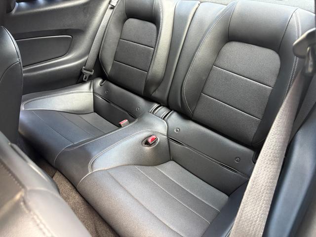 マスタング エコブーストプレミアム オートチェック有り シェルビーGT500仕様フルカスタム 可変式バルブ4本出しマフラー 本革シート スモークテール キャンディーレッドキャリパー(38枚目)