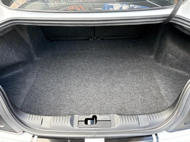 マスタング エコブーストプレミアム オートチェック有り シェルビーGT500仕様フルカスタム 可変式バルブ4本出しマフラー 本革シート スモークテール キャンディーレッドキャリパー(51枚目)