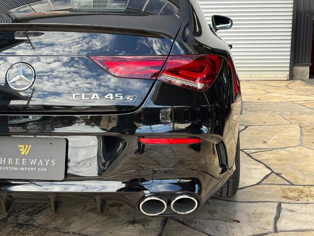 CLAクラス CLA45 S 4マチック+ CLA 45 S 4マチックプラス 4WD AMG 黒赤シート パノラマSR MBUXナビ 地デジ 360度カメラ ブルメスター HUD パフォーマンスシートグロスブラックAW アドバンスドサウンド(20枚目)
