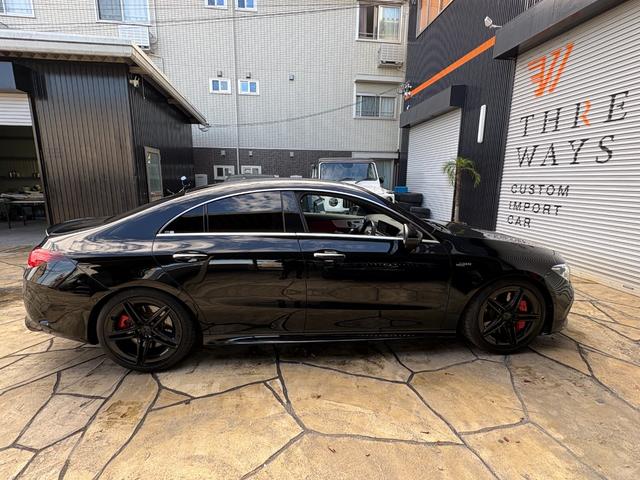 CLAクラス CLA45 S 4マチック+ CLA 45 S 4マチックプラス 4WD AMG 黒赤シート パノラマSR MBUXナビ 地デジ 360度カメラ ブルメスター HUD パフォーマンスシートグロスブラックAW アドバンスドサウンド(24枚目)