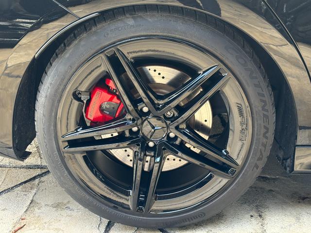 CLAクラス CLA45 S 4マチック+ CLA 45 S 4マチックプラス 4WD AMG 黒赤シート パノラマSR MBUXナビ 地デジ 360度カメラ ブルメスター HUD パフォーマンスシートグロスブラックAW アドバンスドサウンド(28枚目)