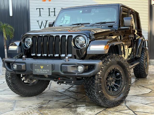 ジープ・ラングラーアンリミテッド サハラ　ユーザー買取車　ラングラーサハラ　ラフカントリー２．５インチｕＰキット　ｔｏｙｏ３５×１２．５タイヤ　１７インチホイール　サイドステップ　本革シート　ドライブレコーダー（9枚目）