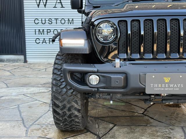 ジープ・ラングラーアンリミテッド サハラ　ユーザー買取車　ラングラーサハラ　ラフカントリー２．５インチｕＰキット　ｔｏｙｏ３５×１２．５タイヤ　１７インチホイール　サイドステップ　本革シート　ドライブレコーダー（13枚目）