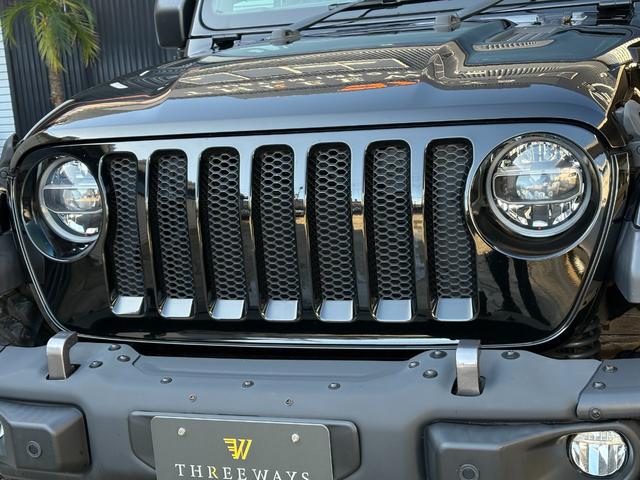 ジープ・ラングラーアンリミテッド サハラ　ユーザー買取車　ラングラーサハラ　ラフカントリー２．５インチｕＰキット　ｔｏｙｏ３５×１２．５タイヤ　１７インチホイール　サイドステップ　本革シート　ドライブレコーダー（15枚目）