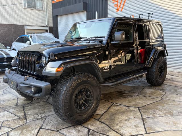 ジープ・ラングラーアンリミテッド サハラ　ユーザー買取車　ラングラーサハラ　ラフカントリー２．５インチｕＰキット　ｔｏｙｏ３５×１２．５タイヤ　１７インチホイール　サイドステップ　本革シート　ドライブレコーダー（19枚目）