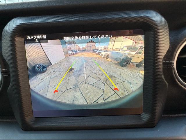 ジープ・ラングラーアンリミテッド サハラ　ユーザー買取車　ラングラーサハラ　ラフカントリー２．５インチｕＰキット　ｔｏｙｏ３５×１２．５タイヤ　１７インチホイール　サイドステップ　本革シート　ドライブレコーダー（52枚目）