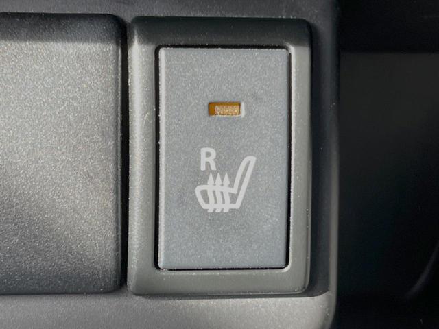 L 純正CDオーディオ シートヒーター 禁煙車 オートライト 電動格納ドアミラー ETC アイドリングストップシステム キーレスキー 横滑り防止装置 盗難防止システム パワーウィンドウ 衝突安全ボディ(4枚目)