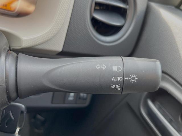 L 純正CDオーディオ シートヒーター 禁煙車 オートライト 電動格納ドアミラー ETC アイドリングストップシステム キーレスキー 横滑り防止装置 盗難防止システム パワーウィンドウ 衝突安全ボディ(9枚目)