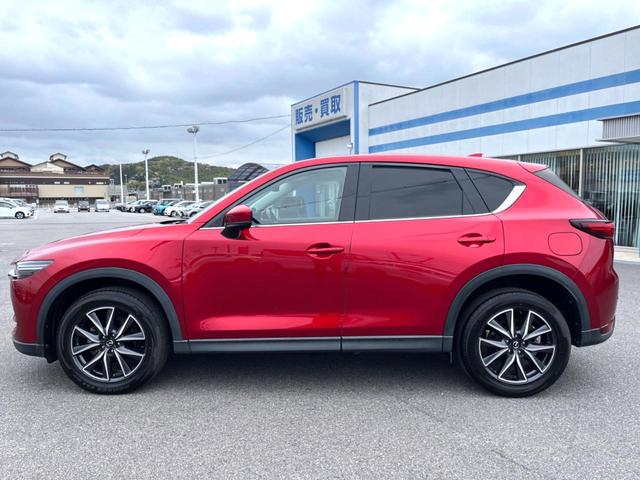 ＣＸ－５ ＸＤ　Ｌパッケージ　マツダコネクトフルセグ　ＢＯＳＥサウンドシステム　Ｂｌｕｅｔｏｏｔｈ接続　禁煙車　衝突軽減　レーダークルーズコントロール　パワーバックドア　ステアリングヒーター　全席シートヒーター　白レザーシート（56枚目）