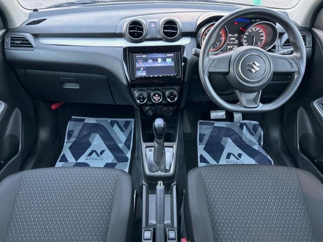 スイフト ＸＧ　ＳＤナビ　バックカメラ　禁煙車　ドラレコ　スマートキー　ＥＴＣ　シートヒーター　オートエアコン　Ｂｌｕｅｔｏｏｔｈ　ＣＤ　ＤＶＤ再生　フルセグ　フロントフォグライト　シートリフター　前席バニティミラー（2枚目）