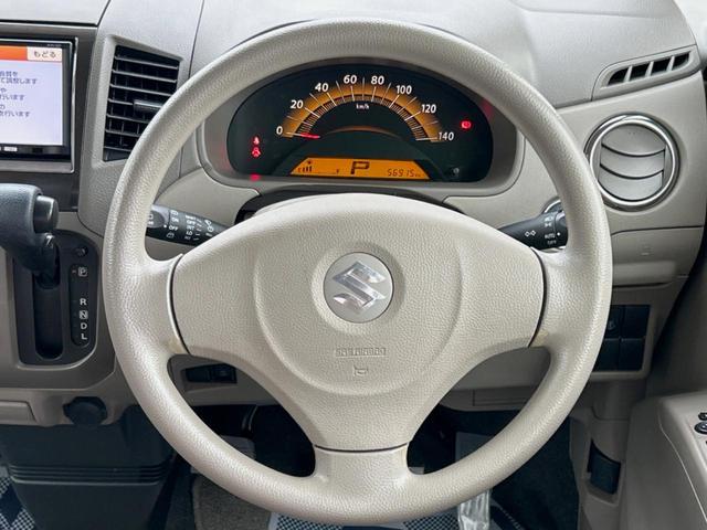 パレット リミテッドＩＩ　両側電動ドア　ＳＤナビ　禁煙車　スマートキー　ＨＩＤヘッド　オートライト　ＣＤ　ＤＶＤ再生　フルセグ　エアコン　収納付アームレスト　シートリフター　シートベルトアジャスター　シートアンダーボックス（20枚目）