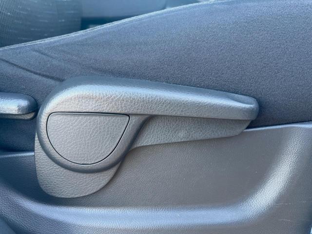 ムーヴ カスタム Xリミテッド 純正SDナビ バックカメラ 禁煙車 スマートキー HIDヘッド ETC オートエアコン 純正14インチアルミ CD 地デジ シートリフター 電動格納ミラー アームレスト アイドリングストップ(8枚目)