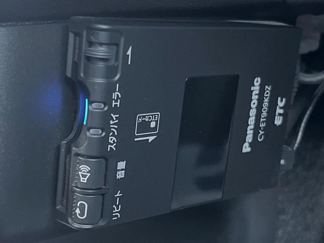 ムーヴ カスタム Xリミテッド 純正SDナビ バックカメラ 禁煙車 スマートキー HIDヘッド ETC オートエアコン 純正14インチアルミ CD 地デジ シートリフター 電動格納ミラー アームレスト アイドリングストップ(9枚目)