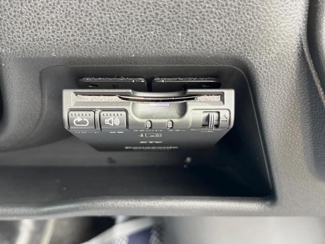 アトレーワゴン カスタムターボRSリミテッド SAIII 電動スライドドア ターボ SDナビ 衝突被害軽減システム 禁煙車 コーナーセンサー スマートキー LEDヘッド ETC オートハイビーム オートエアコン 純正13インチアルミ Bluetooth CD(6枚目)