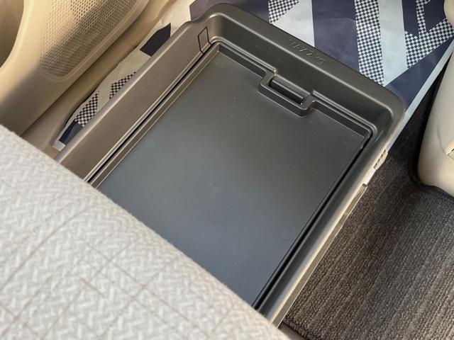 ルークス S 衝突被害軽減システム 禁煙車 コーナーセンサー AM/FMオーディオ オートライト キーレスキー 車線逸脱警報 シートアンダーボックス シートリフター シートベルトアジャスター アームレスト(8枚目)