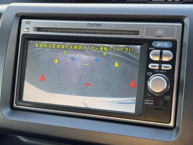 ステップワゴン Ｇ　ＨＩＤエディション　両側電動ドア　禁煙車　ＨＩＤヘッド　オートライト　ＥＴＣ　オートエアコン　ＣＤ　ＤＶＤ再生　バックカメラ　電動格納ドアミラー　キーレスキー　シートリフター　シートベルトアジャスター　前席バニティミラー（5枚目）