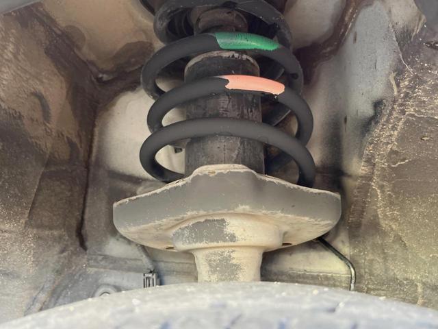 ステップワゴン Ｇ　ＨＩＤエディション　両側電動ドア　禁煙車　ＨＩＤヘッド　オートライト　ＥＴＣ　オートエアコン　ＣＤ　ＤＶＤ再生　バックカメラ　電動格納ドアミラー　キーレスキー　シートリフター　シートベルトアジャスター　前席バニティミラー（21枚目）