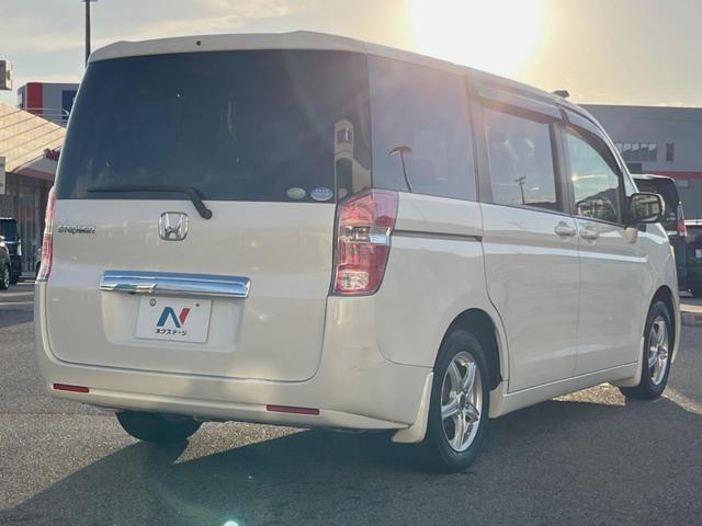 ステップワゴン Ｇ　ＨＩＤエディション　両側電動ドア　禁煙車　ＨＩＤヘッド　オートライト　ＥＴＣ　オートエアコン　ＣＤ　ＤＶＤ再生　バックカメラ　電動格納ドアミラー　キーレスキー　シートリフター　シートベルトアジャスター　前席バニティミラー（37枚目）