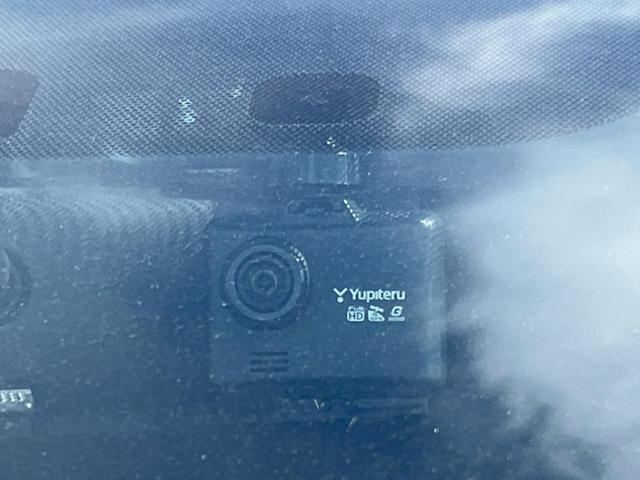 プリウス S SDナビフルセグ Bluetooth バックカメラ 禁煙車 スマートキー HIDヘッド オートエアコン スマートキー ETC オートエアコン 純正15インチアルミ CD DVD再生 LEDフォグ(10枚目)