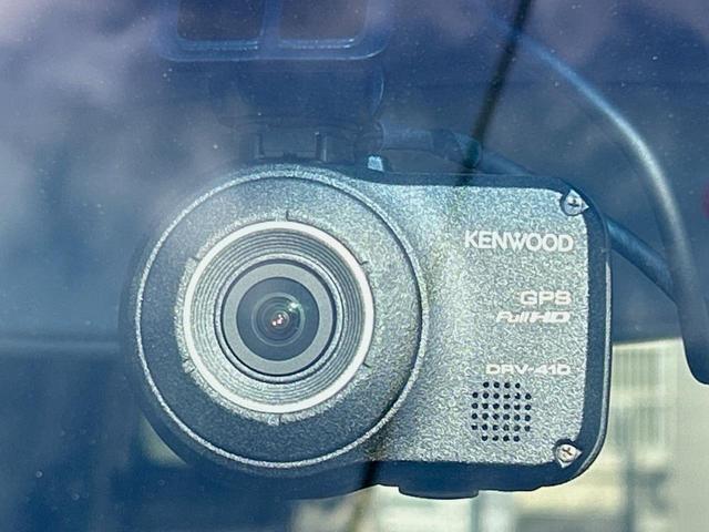 タント カスタムX 電動スライドドア 純正HDDナビ 禁煙車 スマートキー HIDヘッド ドライブレコーダー ETC オートエアコン 純正14インチアルミ CD再生 電動格納ドアミラー 収納付アームレスト シートリフター(5枚目)