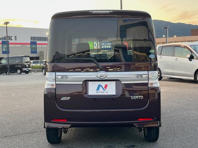 タント カスタムX 電動スライドドア 純正HDDナビ 禁煙車 スマートキー HIDヘッド ドライブレコーダー ETC オートエアコン 純正14インチアルミ CD再生 電動格納ドアミラー 収納付アームレスト シートリフター(17枚目)