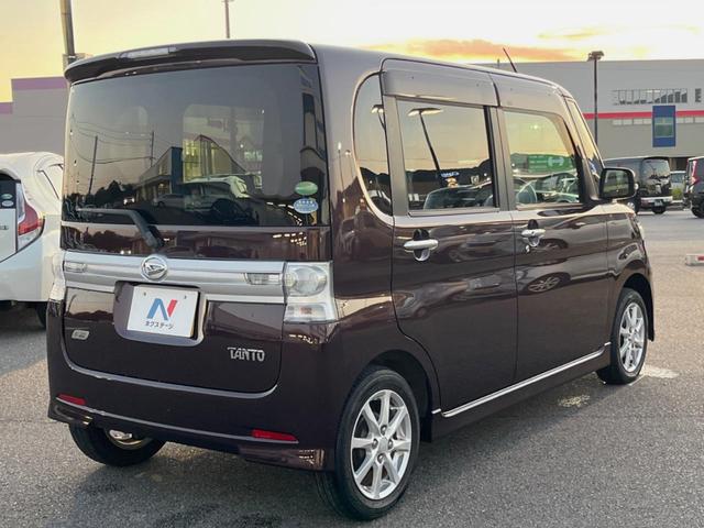 タント カスタムX 電動スライドドア 純正HDDナビ 禁煙車 スマートキー HIDヘッド ドライブレコーダー ETC オートエアコン 純正14インチアルミ CD再生 電動格納ドアミラー 収納付アームレスト シートリフター(39枚目)