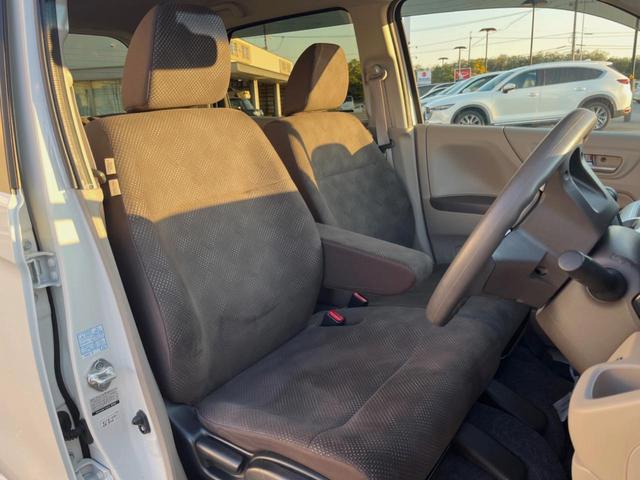 Ｎ－ＷＧＮ Ｇ・Ｌパッケージ　純正ＳＤナビ　禁煙車　Ｂｌｕｅｔｏｏｔｈ　バックカメラ　衝突軽減装置　ＥＴＣ　ドラレコ　スマートキー　ＨＩＤヘッド　オートライト　オートエアコン　ステアリングスイッチ　シートリフター　４スピーカー（11枚目）