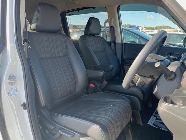 フリード G・ホンダセンシング 両側電動ドア 後席モニター モデューロエアロ バックカメラ 衝突被害軽減システム 禁煙車 ドラレコ スマートキー LEDヘッド ビルトインETC 純正15インチアルミ オートライト Bluetooth(10枚目)