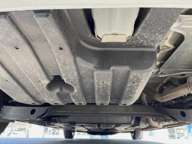 フリード G・ホンダセンシング 両側電動ドア 後席モニター モデューロエアロ バックカメラ 衝突被害軽減システム 禁煙車 ドラレコ スマートキー LEDヘッド ビルトインETC 純正15インチアルミ オートライト Bluetooth(20枚目)