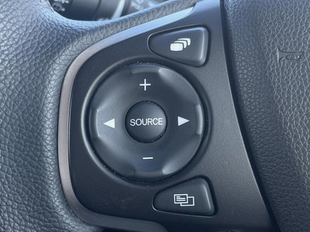 フリード G・ホンダセンシング 両側電動ドア 後席モニター モデューロエアロ バックカメラ 衝突被害軽減システム 禁煙車 ドラレコ スマートキー LEDヘッド ビルトインETC 純正15インチアルミ オートライト Bluetooth(27枚目)