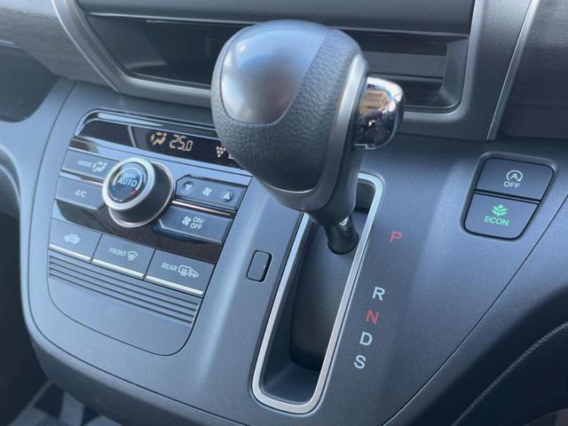 フリード G・ホンダセンシング 両側電動ドア 後席モニター モデューロエアロ バックカメラ 衝突被害軽減システム 禁煙車 ドラレコ スマートキー LEDヘッド ビルトインETC 純正15インチアルミ オートライト Bluetooth(35枚目)