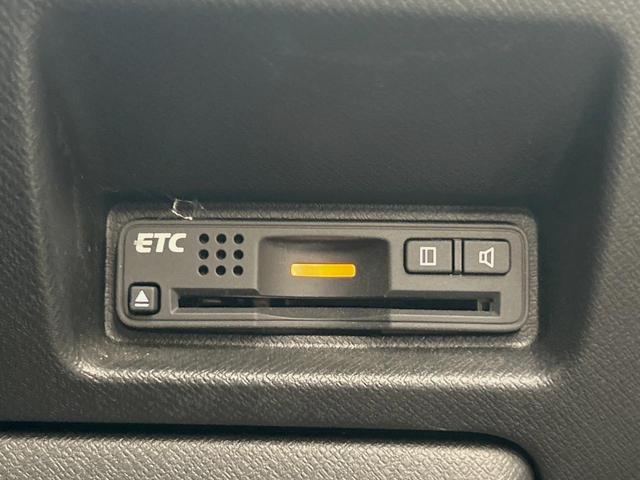 ステップワゴンスパーダ Z 両側電動ドア 純正9型SDナビ バックカメラ 禁煙車 スマートキー HIDヘッド ビルトインETC クルコン 純正16インチアルミ オートライト オートエアコン Bluetooth CD DVD再生(6枚目)