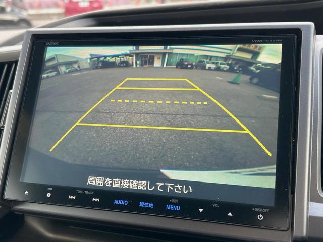 ステップワゴンスパーダ Z 両側電動ドア 純正9型SDナビ バックカメラ 禁煙車 スマートキー HIDヘッド ビルトインETC クルコン 純正16インチアルミ オートライト オートエアコン Bluetooth CD DVD再生(7枚目)