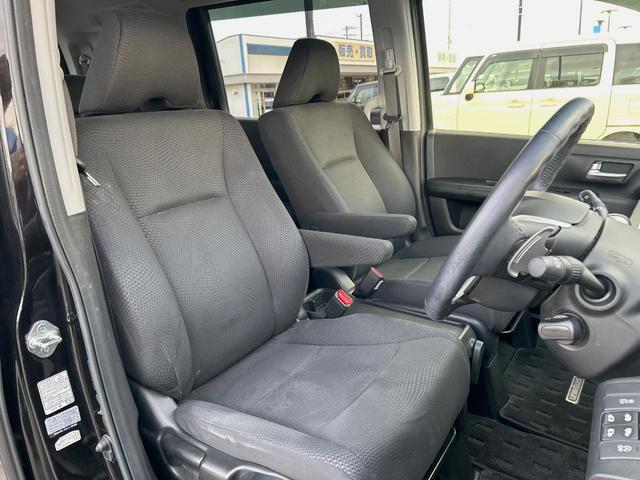 ステップワゴンスパーダ Z 両側電動ドア 純正9型SDナビ バックカメラ 禁煙車 スマートキー HIDヘッド ビルトインETC クルコン 純正16インチアルミ オートライト オートエアコン Bluetooth CD DVD再生(10枚目)