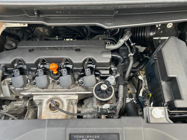 ステップワゴンスパーダ Z 両側電動ドア 純正9型SDナビ バックカメラ 禁煙車 スマートキー HIDヘッド ビルトインETC クルコン 純正16インチアルミ オートライト オートエアコン Bluetooth CD DVD再生(19枚目)