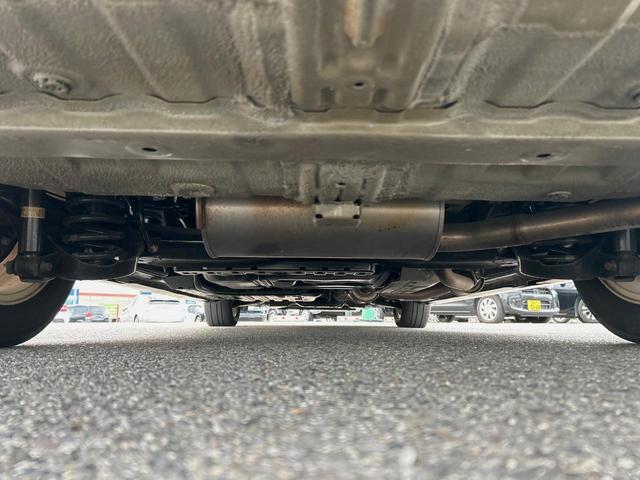 ステップワゴンスパーダ Z 両側電動ドア 純正9型SDナビ バックカメラ 禁煙車 スマートキー HIDヘッド ビルトインETC クルコン 純正16インチアルミ オートライト オートエアコン Bluetooth CD DVD再生(20枚目)