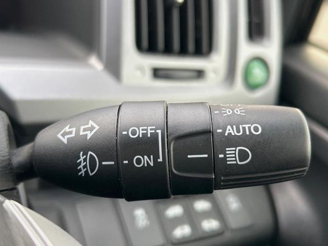 ステップワゴンスパーダ Z 両側電動ドア 純正9型SDナビ バックカメラ 禁煙車 スマートキー HIDヘッド ビルトインETC クルコン 純正16インチアルミ オートライト オートエアコン Bluetooth CD DVD再生(25枚目)